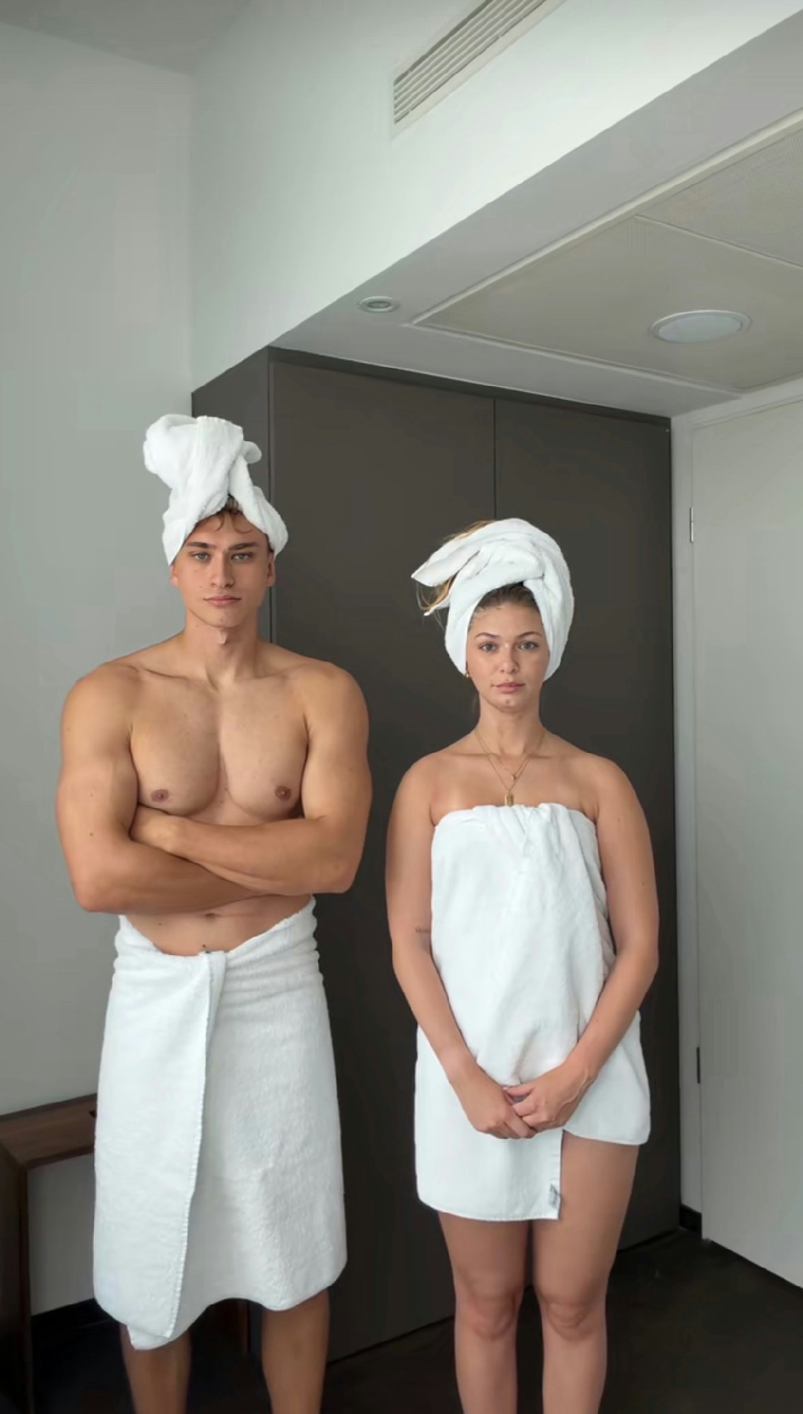 Uncensored image to video AI clip #a0b80a