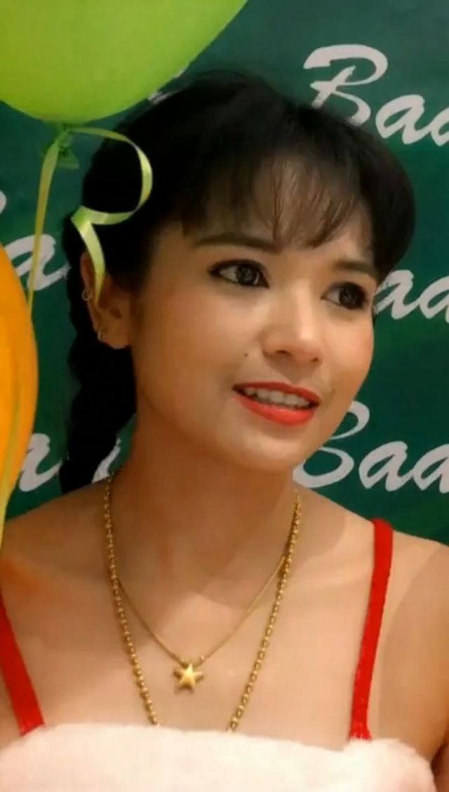 She semen came out of woman mouth. Woman cry in pain. Fix camera. Not change background. Continue directly from the fin…